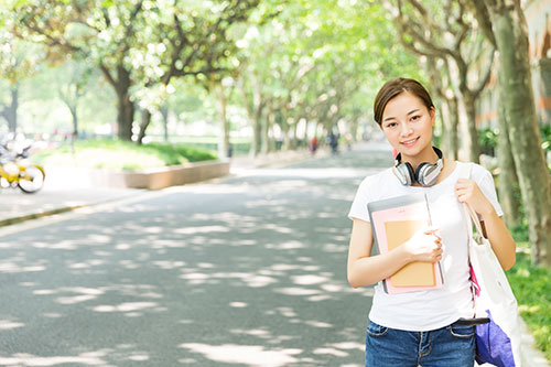 毕业生深圳入户奖励,落深户需要带什么资料